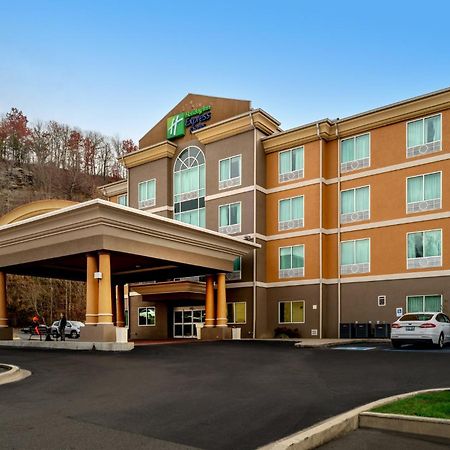 Holiday Inn Express And Suites Hazard By Ihg Exterior photo