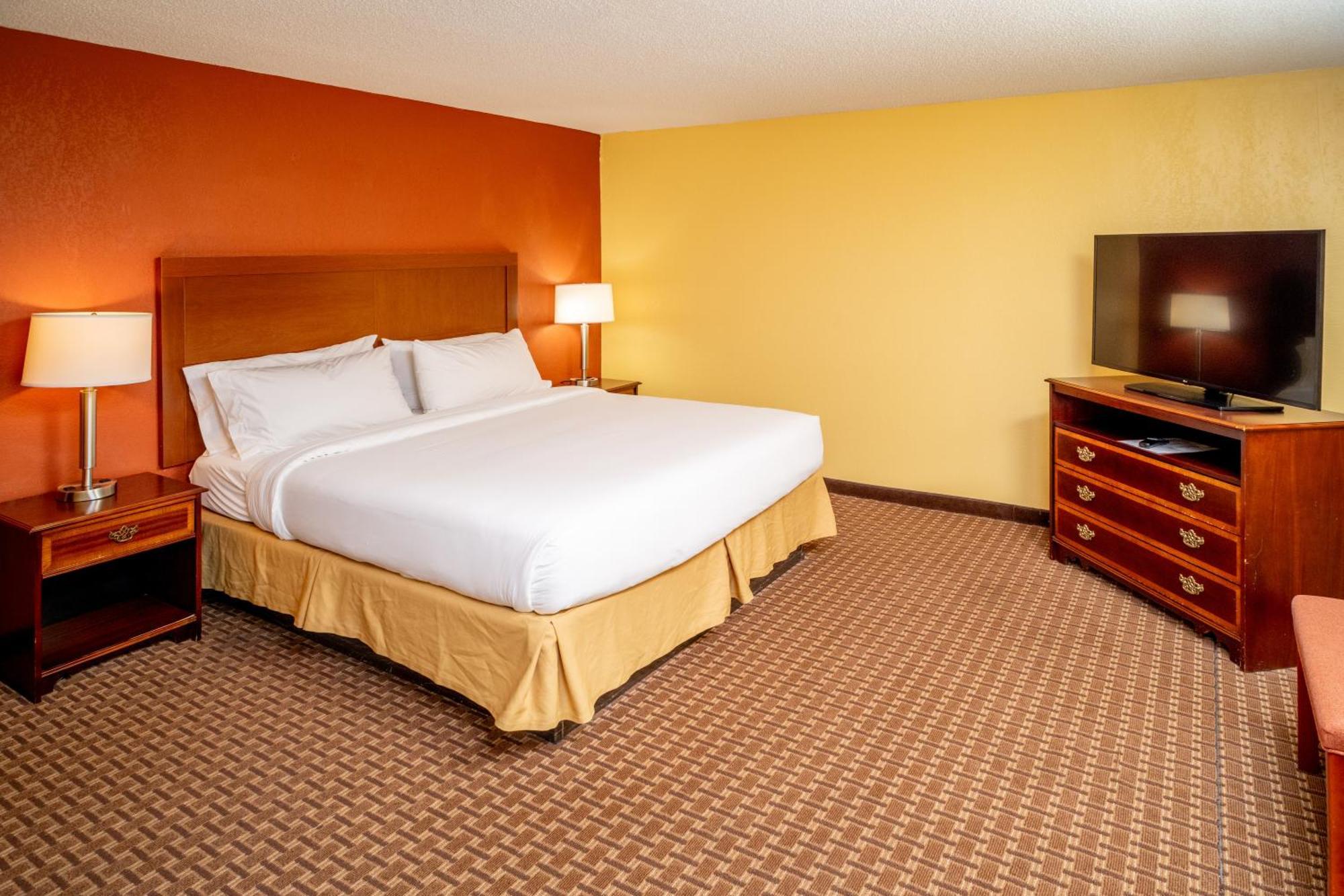 Holiday Inn Express And Suites Hazard By Ihg Exterior photo