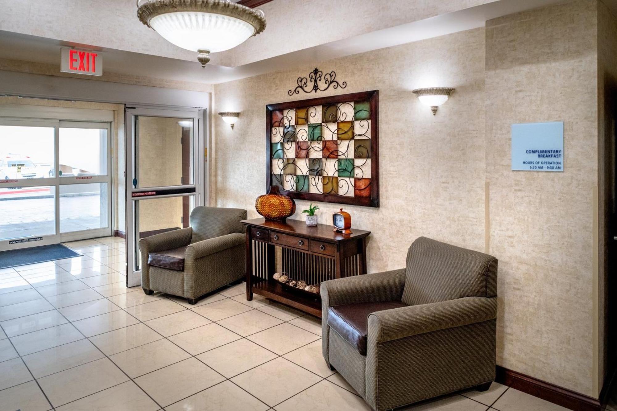 Holiday Inn Express And Suites Hazard By Ihg Exterior photo
